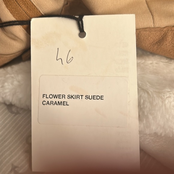 100% Flower Suede Skirt Caramel Made in Italy Size IT 46 US 10 - Picture 3 of 7